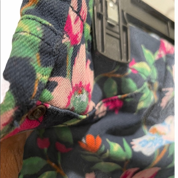 Walmart Floral Capri Pant Sz 12-14 - Picture 4 of 6